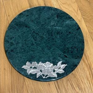 Arthur Court Green Marble Dogwood Cutting Board